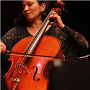 Profesora de violoncello para estudiantes de 12 años en adelante